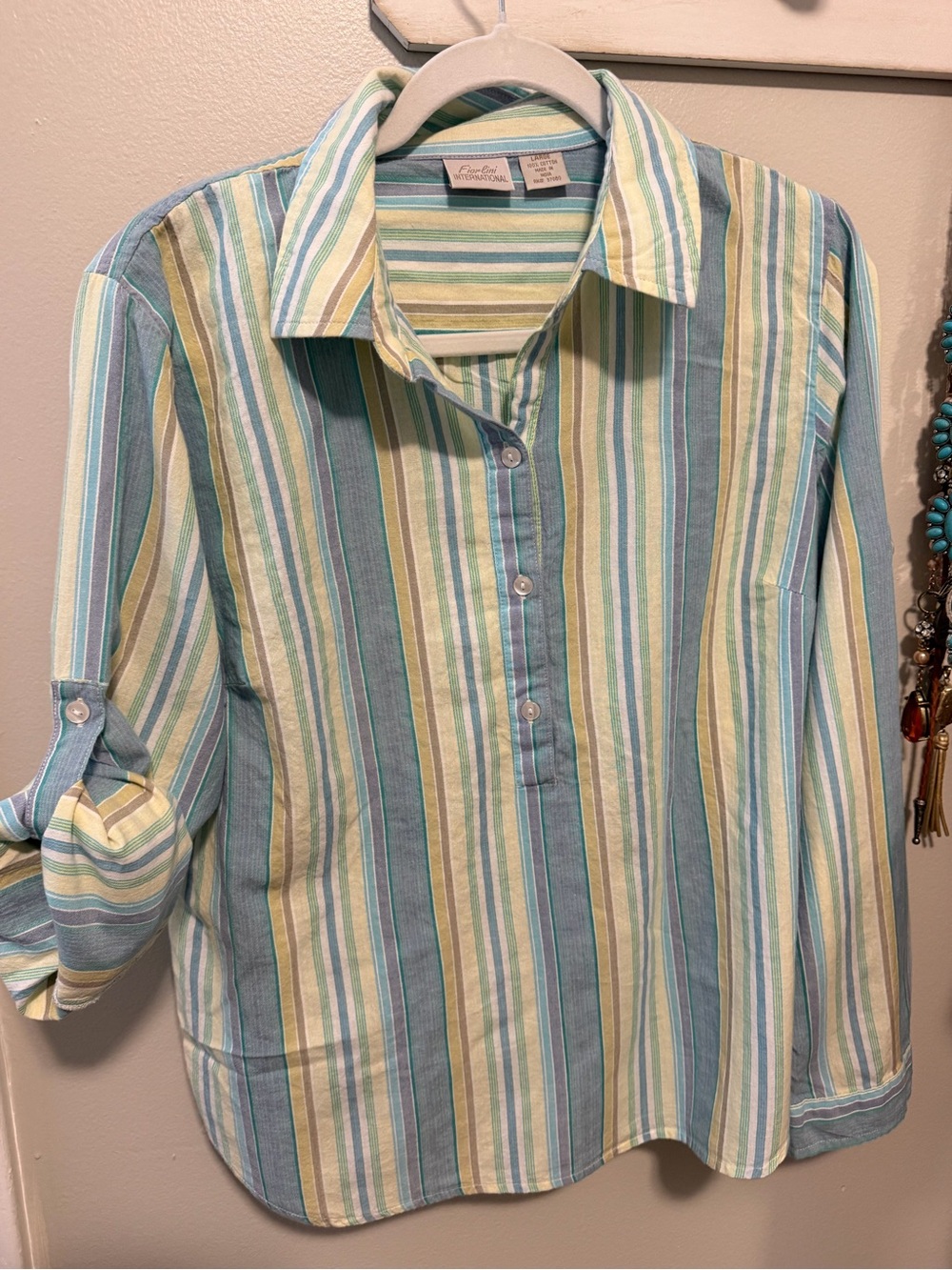 100% Cotton Fiorlini Button Front Blouse in Blue, Green, Cream. Large